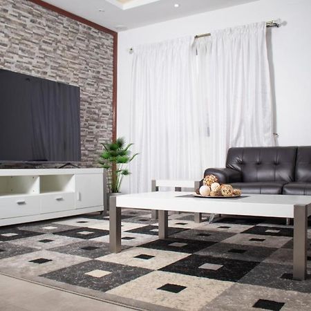 Luxury Suites Chester One Ντακάρ Εξωτερικό φωτογραφία