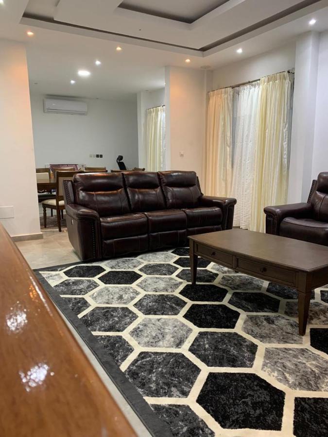Luxury Suites Chester One Ντακάρ Εξωτερικό φωτογραφία