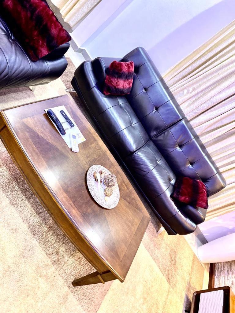 Luxury Suites Chester One Ντακάρ Εξωτερικό φωτογραφία